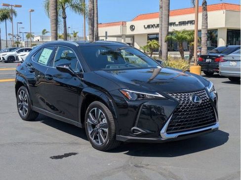 New 2026 Lexus UX 300h FWD image 3