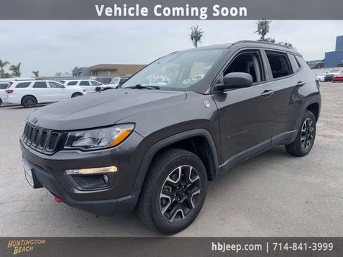 Used 2020 Jeep Compass Trailhawk image 1