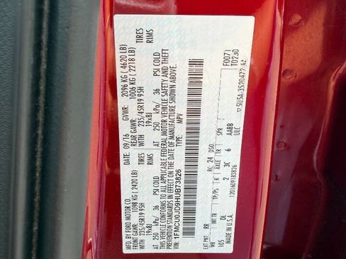 Used 2017 Ford Escape Titanium w/ Equipment Group 301A FWD image 10