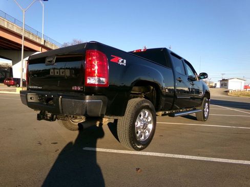 Used 2012 GMC Sierra 2500 SLE w/ SLE Preferred Package image 6