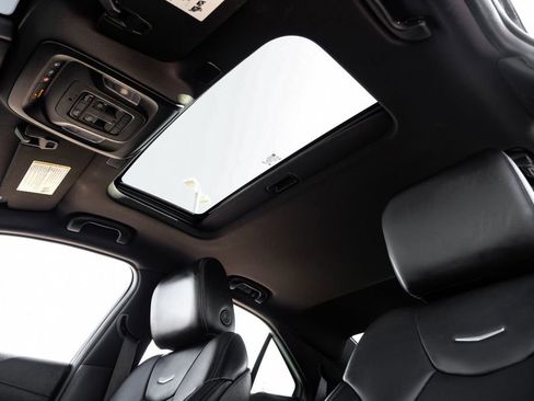 Used 2024 Cadillac CT4 Premium Luxury image 5