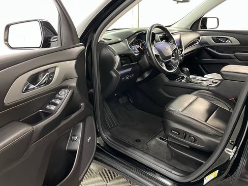 Used 2020 Chevrolet Traverse RS AWD/4WD image 23