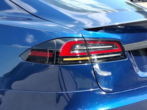 Used 2022 Tesla Model S AWD/4WD image 15