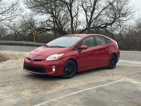 Used 2012 Toyota Prius Two image 7