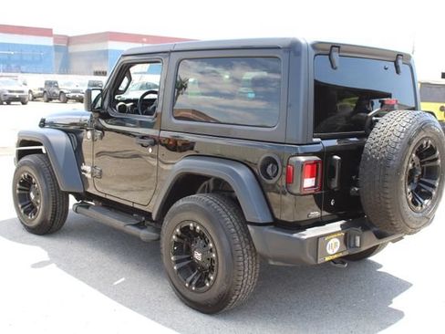 Used 2020 Jeep Wrangler Sport AWD/4WD image 6