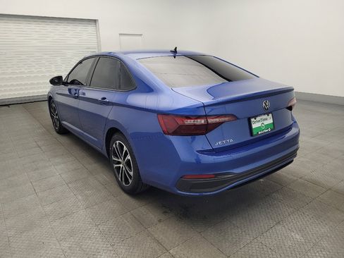 Used 2024 Volkswagen Jetta Sport image 5