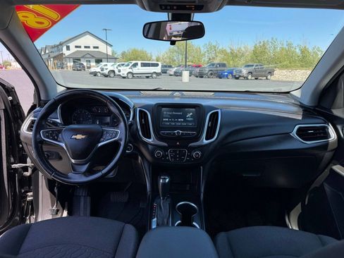 Used 2018 Chevrolet Equinox LT AWD/4WD image 19