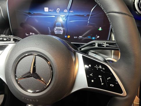 New 2026 Mercedes-Benz GLC 300 4MATIC image 30