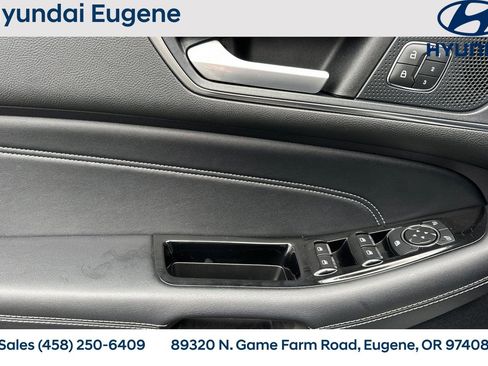 Used 2019 Ford Edge Titanium w/ Cold Weather Package image 12