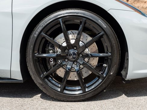 New 2025 Lotus Emira image 6