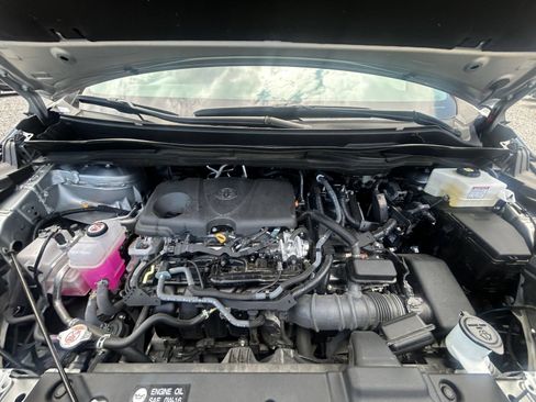 Used 2025 Toyota Sienna XLE FWD image 31