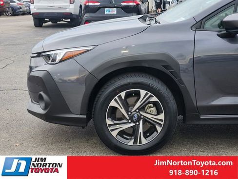 Used 2024 Subaru Crosstrek 2.0i Premium image 9