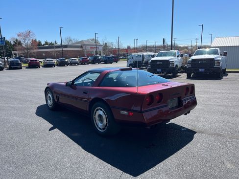 Used 1987 Chevrolet Corvette Coupe image 8
