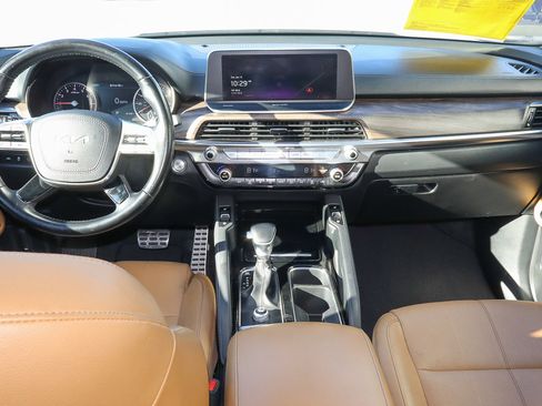 Used 2022 Kia Telluride SX w/ Towing Package image 11