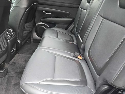 Used 2025 Hyundai Tucson Limited FWD image 29