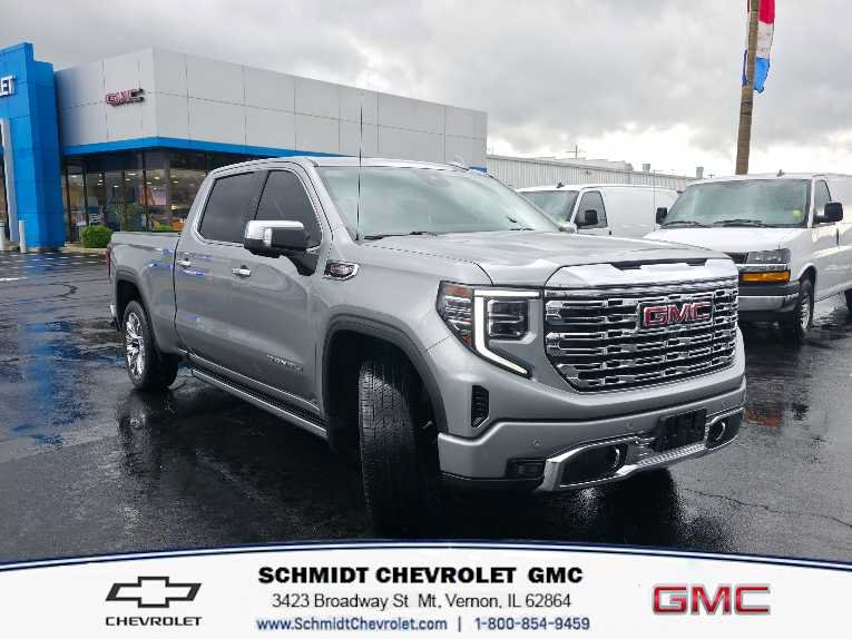 Used 2023 GMC Sierra 1500 Denali w/ Denali Reserve Package AWD/4WD image 3