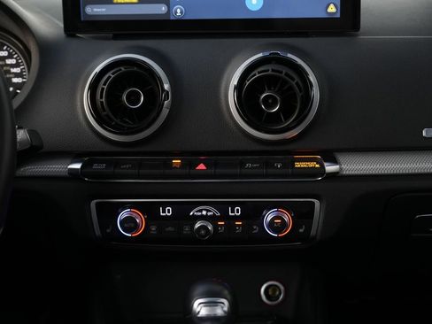 Used 2016 Audi A3 e-tron Premium Plus image 43