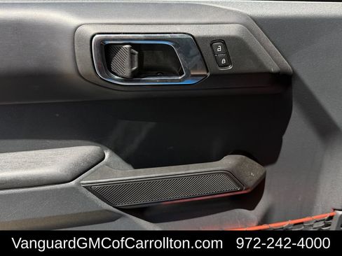 Used 2025 Ford Bronco Raptor AWD/4WD image 26