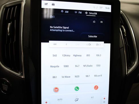 Used 2024 Ford Edge Titanium image 31