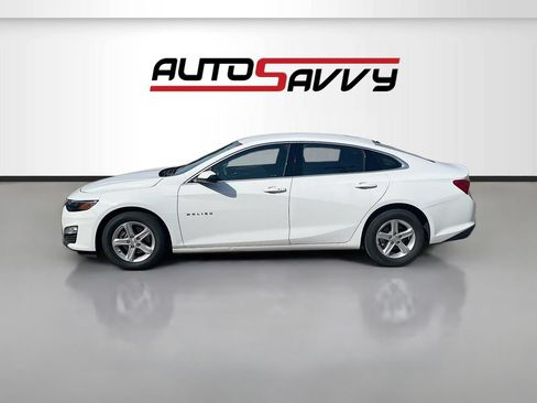Used 2024 Chevrolet Malibu LS w/ Driver Confidence Package FWD image 4