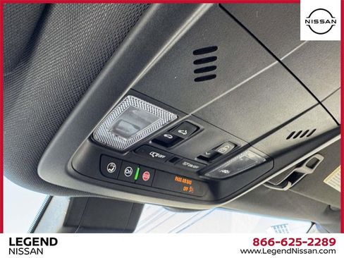 Used 2022 Chevrolet Equinox RS image 30