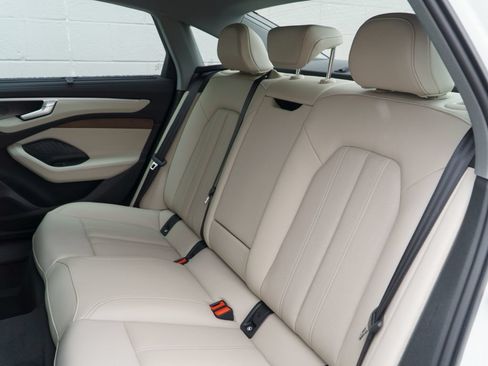Used 2026 Audi A6 Premium Plus w/ Premium Plus Package AWD/4WD image 9