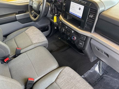 Used 2024 Ford F250 XLT image 17