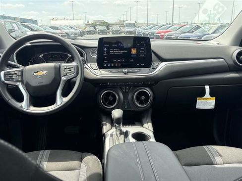 Certified 2025 Chevrolet Blazer LT w/ Redline Edition AWD/4WD image 19
