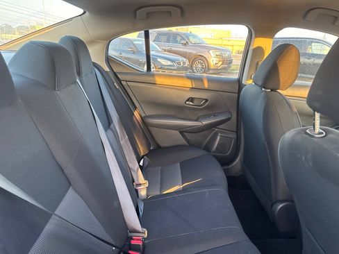 Certified 2025 Nissan Sentra SV FWD image 31