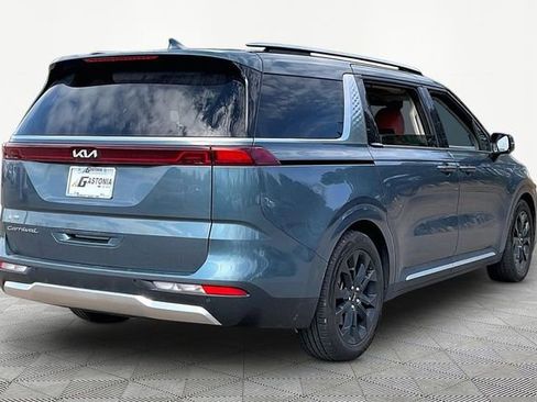 Used 2022 Kia Carnival SX Prestige image 5