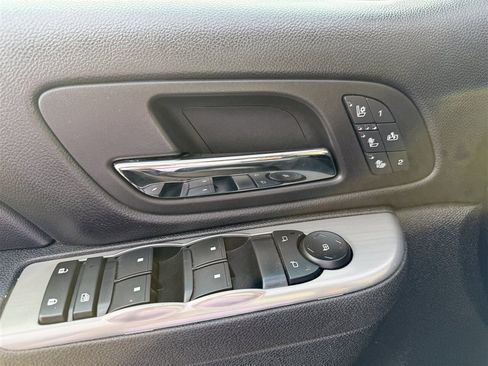 Used 2013 Chevrolet Silverado 2500 LTZ w/ LTZ Plus Package image 22