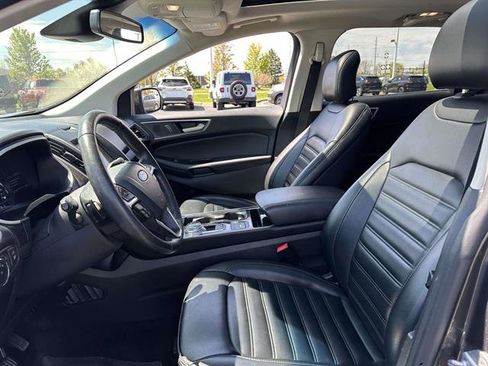 Used 2019 Ford Edge SEL w/ Equipment Group 201A AWD/4WD image 10