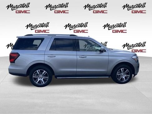 Used 2022 Ford Expedition Limited AWD/4WD image 9