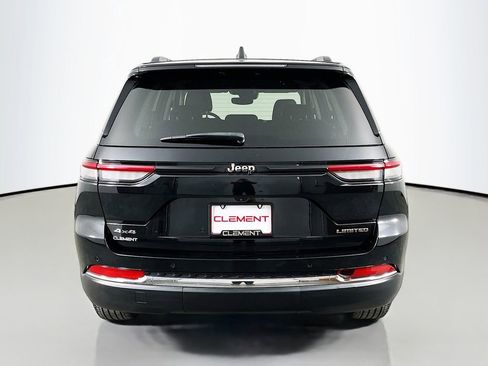 Used 2023 Jeep Grand Cherokee Limited AWD/4WD image 8