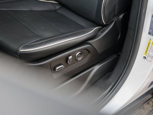 Used 2023 Cadillac Escalade Sport image 11