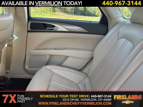Used 2018 Lincoln MKZ Premiere image 39