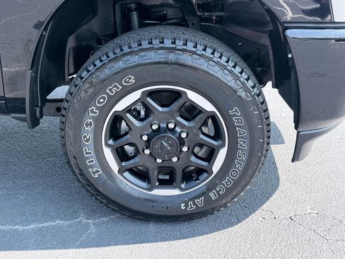 Used 2026 RAM 2500 Laramie AWD/4WD image 40