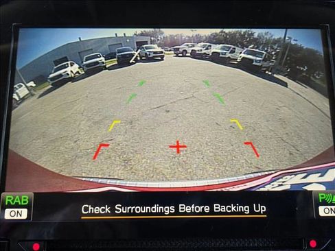 Used 2021 Subaru Ascent Premium w/ Convenience Package image 13