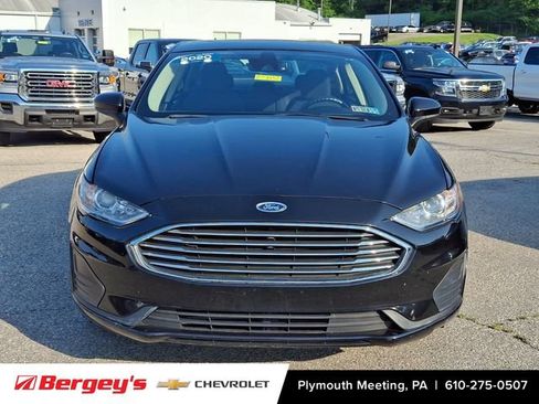 Used 2020 Ford Fusion SE AWD/4WD image 3