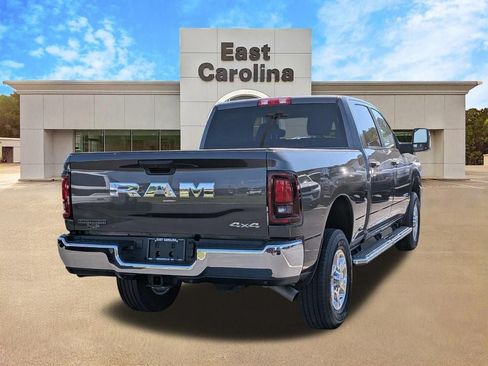 Certified 2026 RAM 2500 Big Horn AWD/4WD image 3