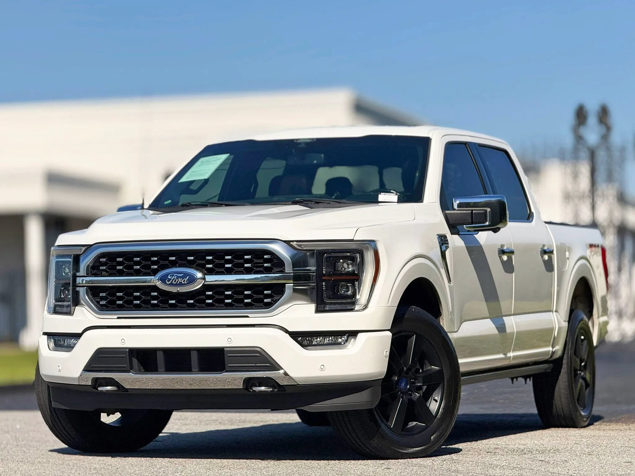 Used 2022 Ford F150 Platinum w/ Equipment Group 701A High AWD/4WD image 2