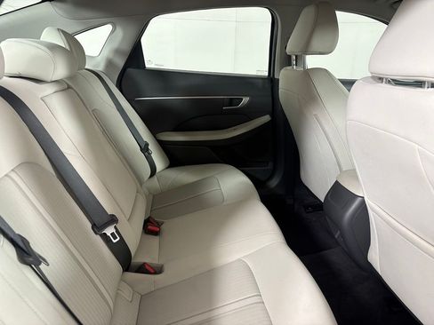 Used 2025 Hyundai Sonata SEL FWD image 17