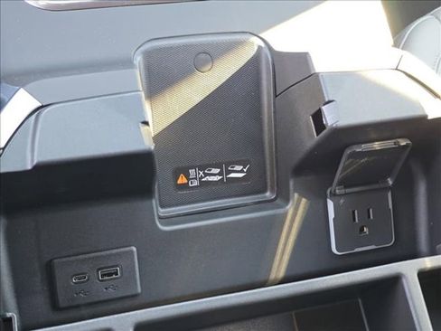 New 2026 GMC Sierra 2500 SLT w/ SLT Premium Package image 13