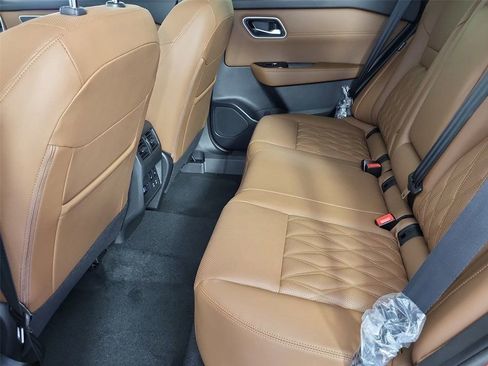 New 2026 Nissan Rogue Platinum w/ Platinum Premium Package AWD/4WD image 18
