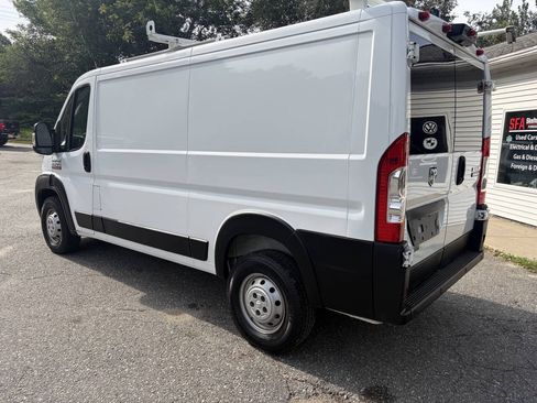 Used 2019 RAM ProMaster 1500 w/ Premium Appearance Group FWD image 9