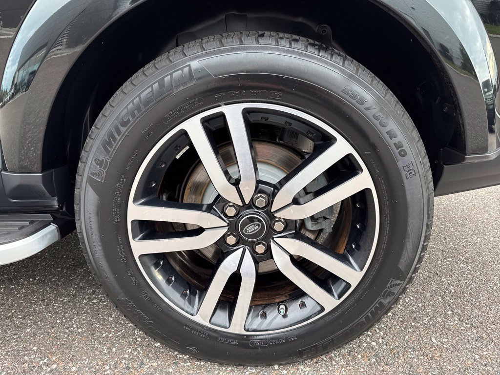 Used 2016 Land Rover LR4 HSE LUX AWD/4WD image 5