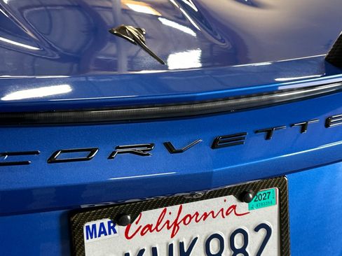 Used 2022 Chevrolet Corvette Stingray Convertible w/ Z51 Performance Package RWD image 50