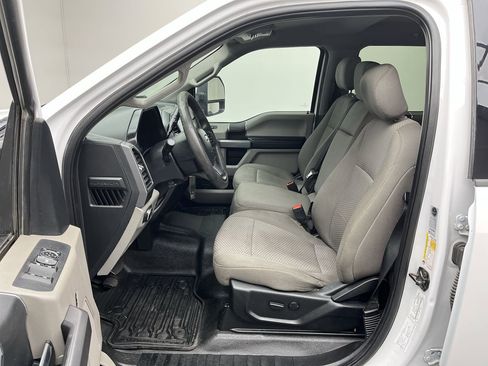 Certified 2020 Ford F250 XLT w/ XLT Value Package image 3