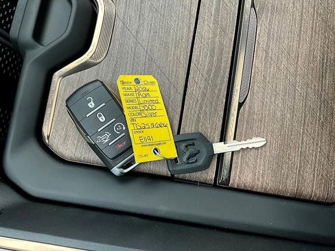 New 2026 RAM 3500 Longhorn image 40