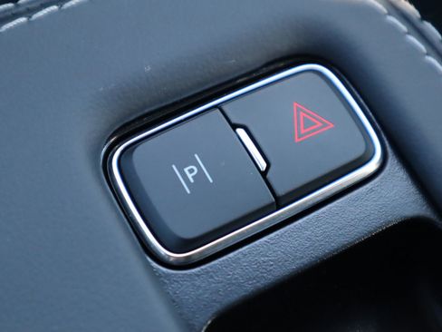 New 2024 Ford Mustang Mach-E Select w/ Comfort Package Lite image 30